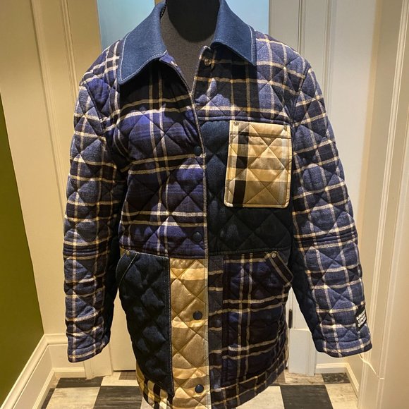 Mixed Media Burberry Quilted Fall Jacket - Picture 4 of 6